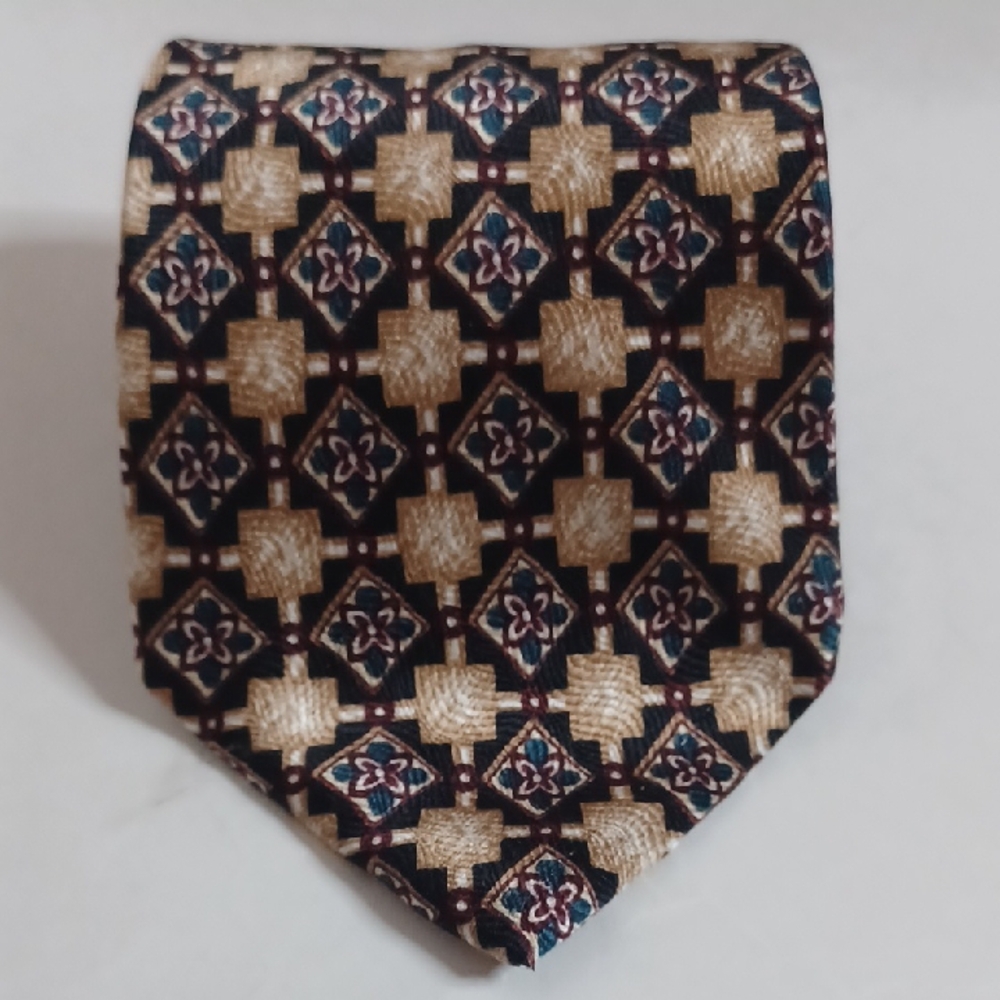 HILL ARCHER Men'' Elegant Geometric Patterned 100% Silk Tie.